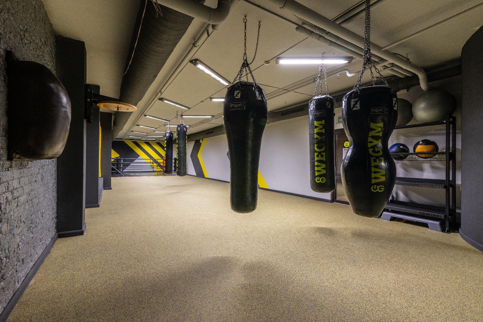 Зал единоборств