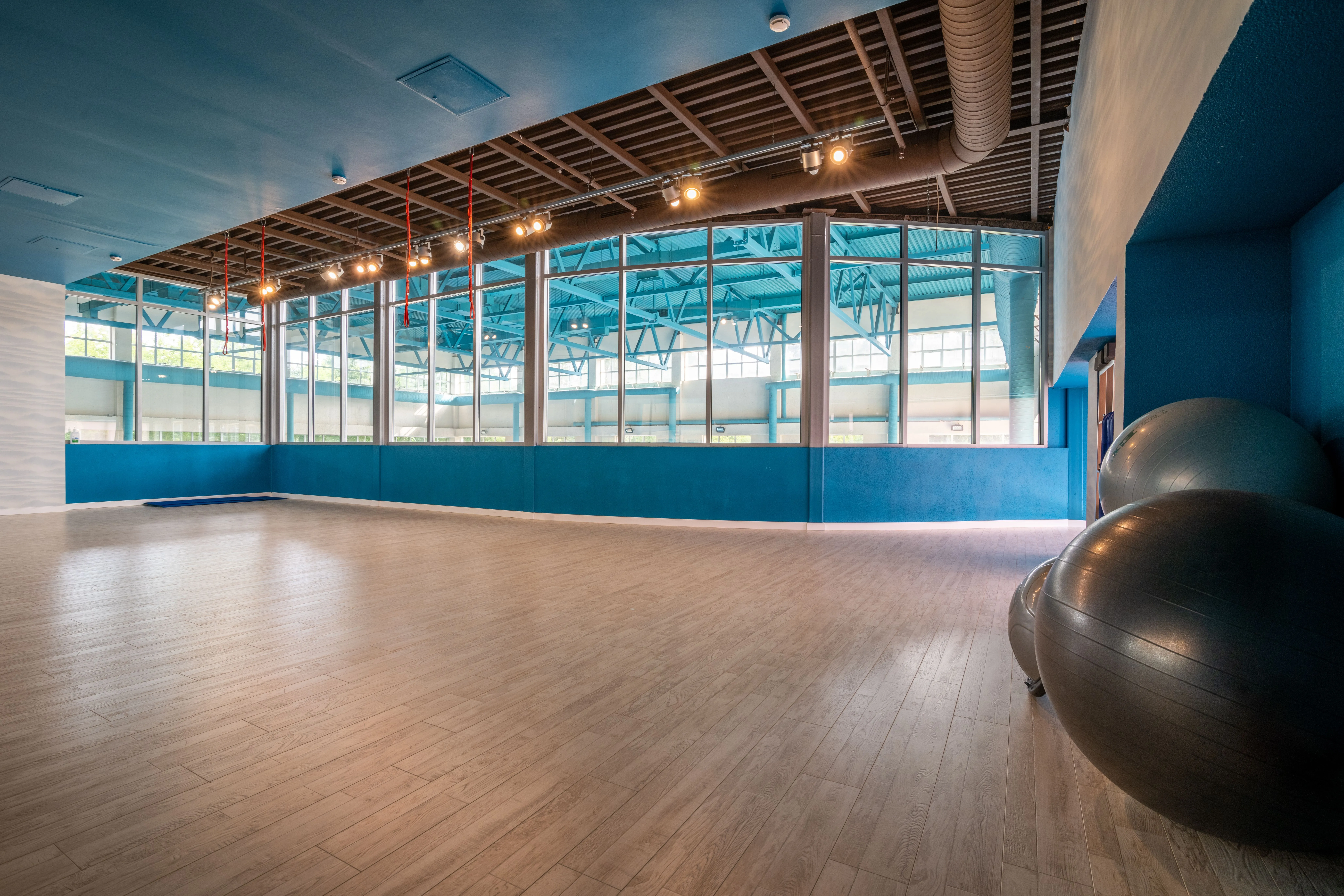 Танцевальный зал